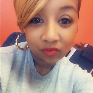 Meet your Posher, Tiffany